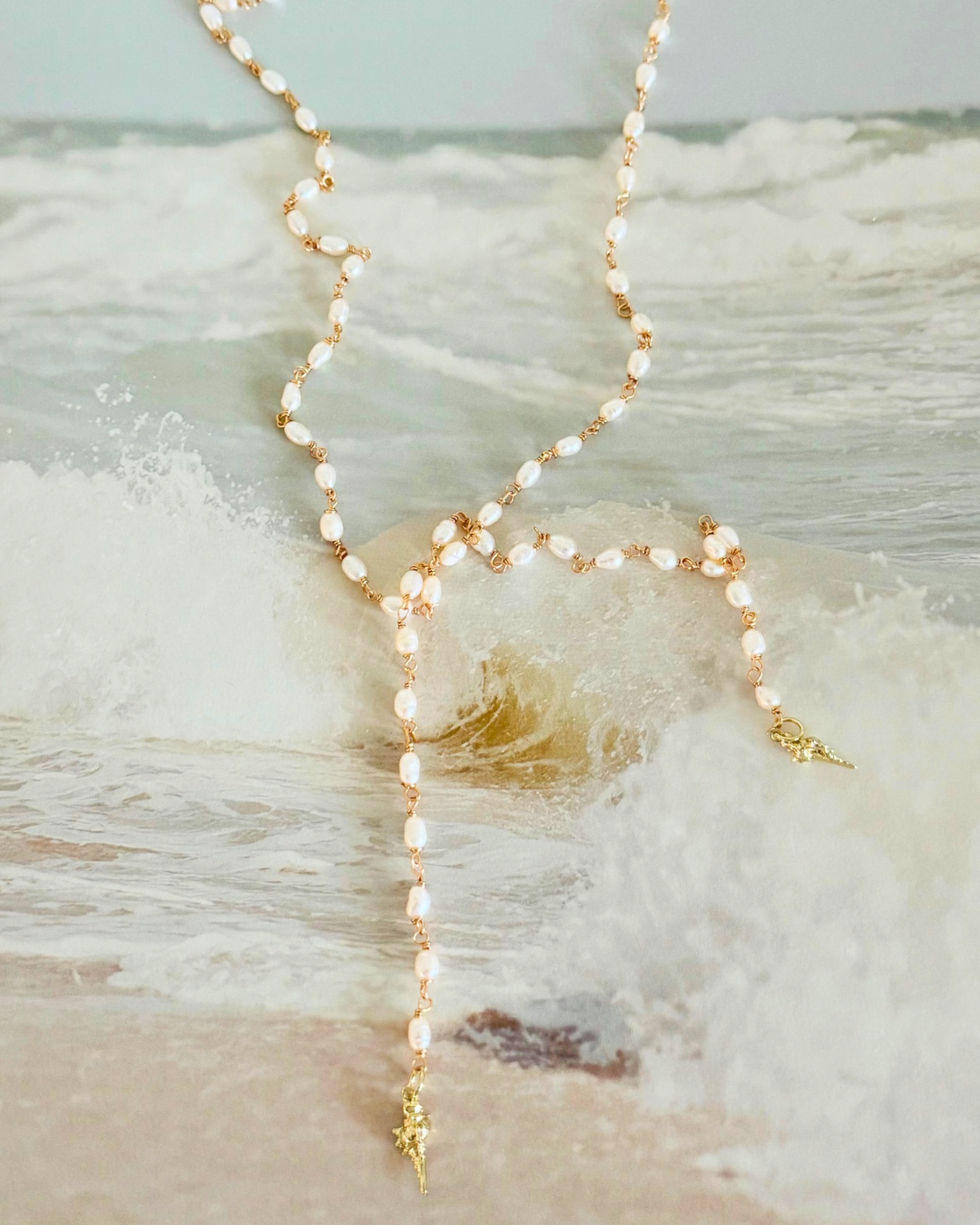 Pearl Lariat Necklace with Seashell Charms