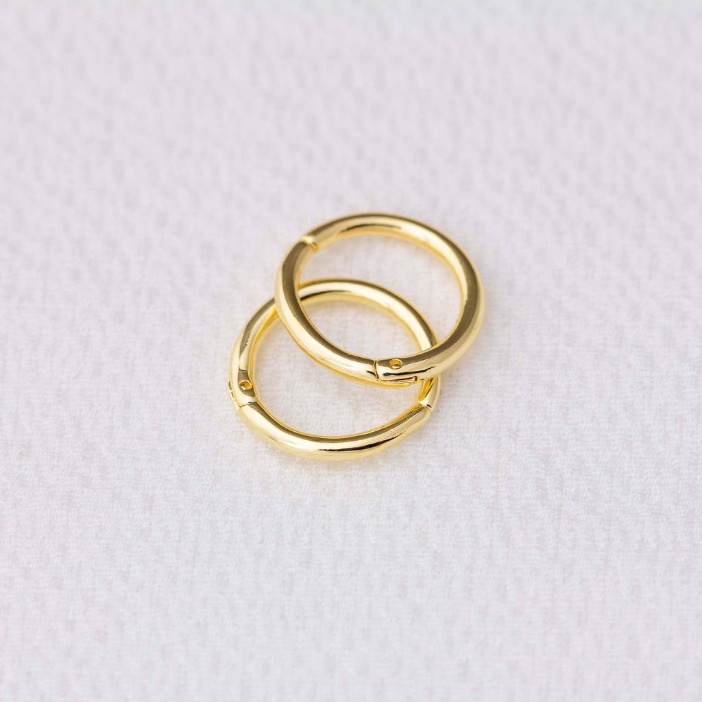 Mini Seamless Clicker Hoop Earrings: 9mm