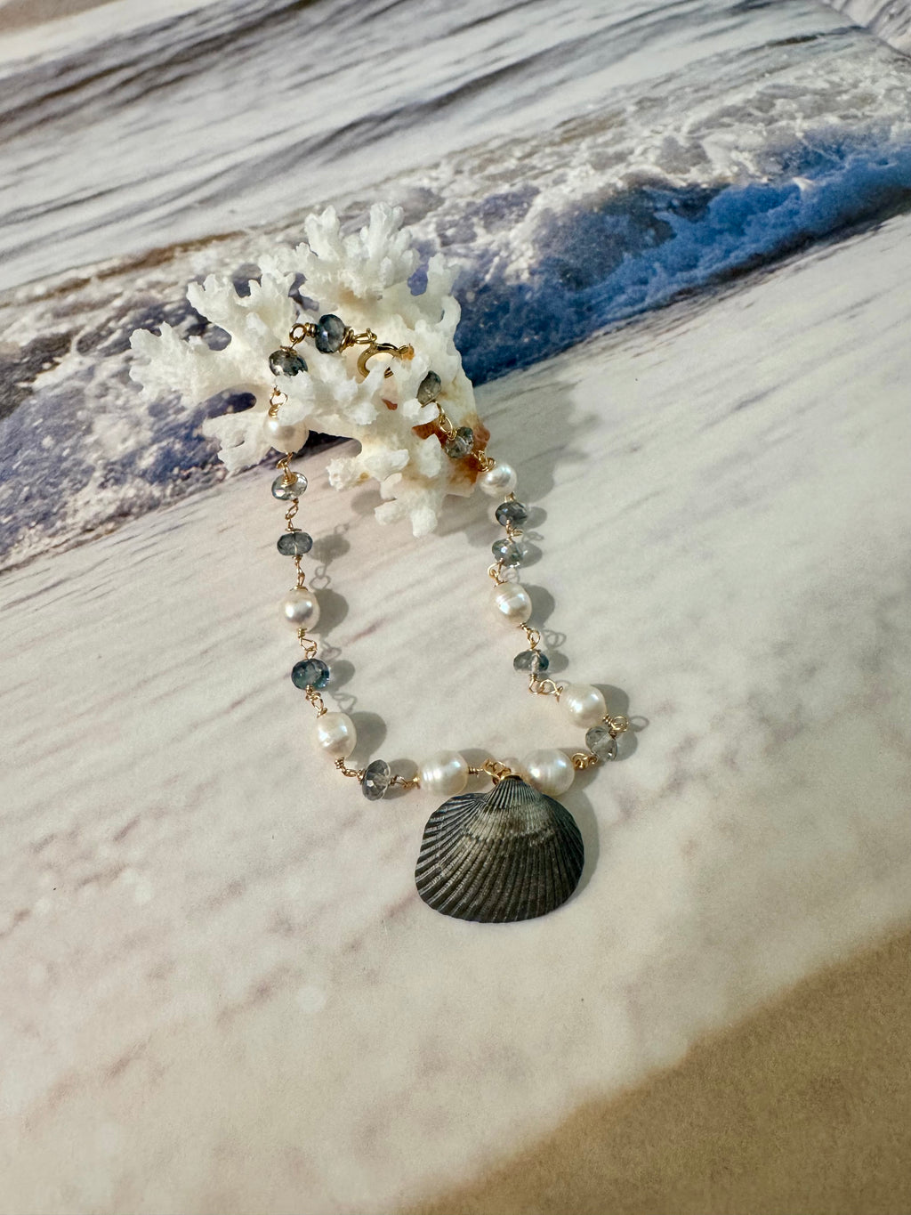Grey Seas Seashell Bracelet