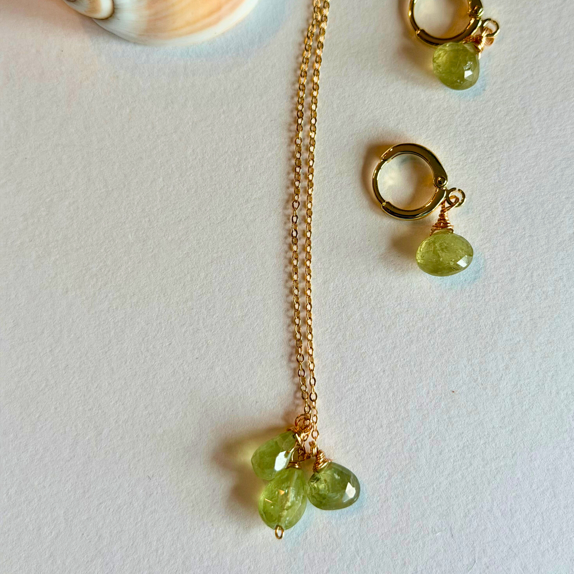 Dainty Green Garnet Trio Necklace