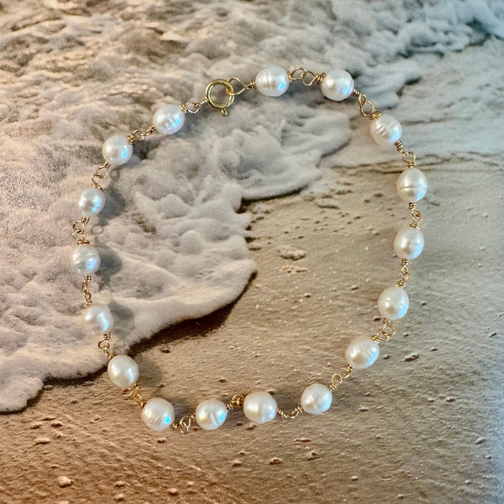Luminous Pearl Bracelet