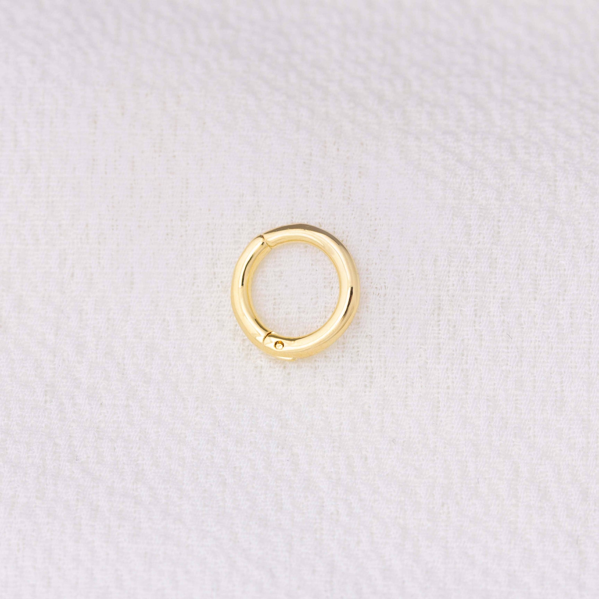 Mini Seamless Clicker Hoop Earrings: 9mm