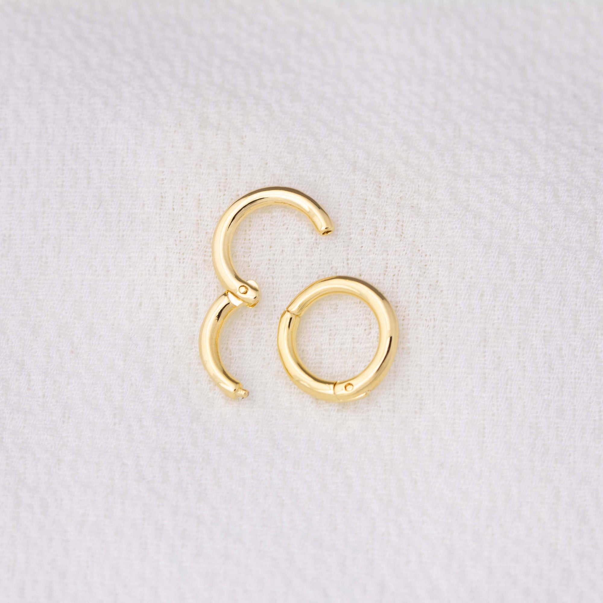 Mini Seamless Clicker Hoop Earrings: 9mm